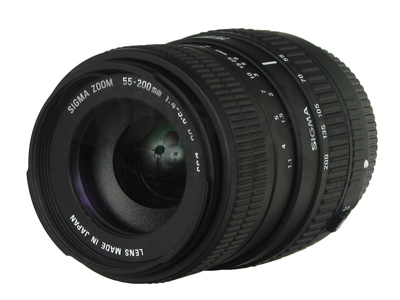 Sigma 55-200mm f/4-5.6 DC lens reviews, specification, accessories